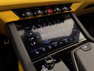 Lamborghini Urus SE — photo 22