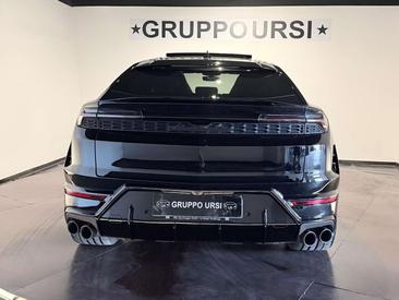 Lamborghini Urus SE — photo 5