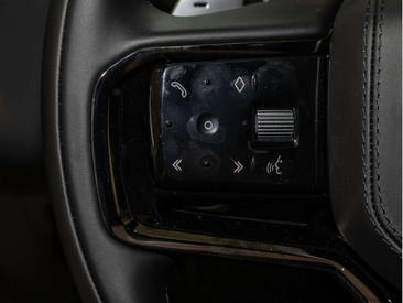 Land Rover Range Rover Velar D200 — photo 18
