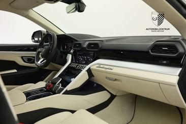 Lamborghini Urus S — photo 19