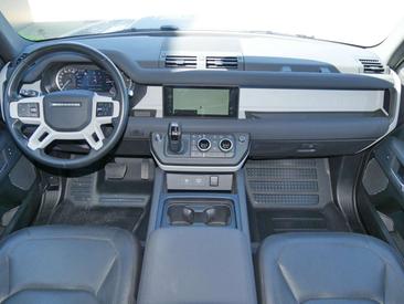 Land Rover Defender 90 D250 MHEV — photo 4
