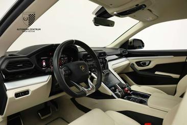 Lamborghini Urus S — photo 29