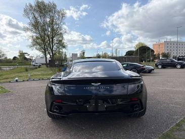 Aston Martin DB12 V8 — photo 3