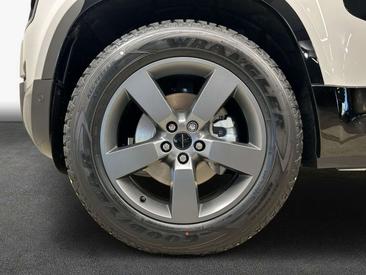 Land Rover Defender 110 Hard Top D250 — photo 9