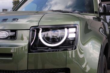 Land Rover Defender 130 D300 MHEV — photo 35