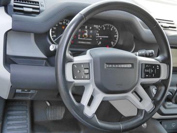 Land Rover Defender 90 D250 MHEV — photo 12