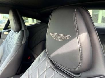 Aston Martin DB12 V8 — photo 11