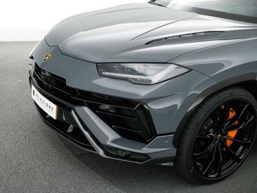 Lamborghini Urus S — photo 22