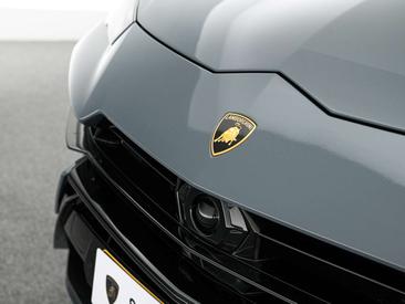 Lamborghini Urus S — photo 23