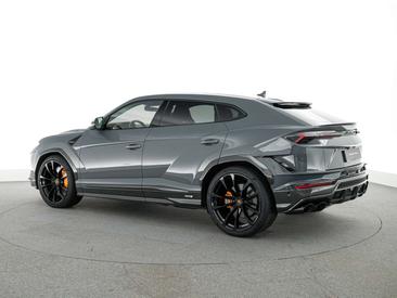 Lamborghini Urus S — photo 30