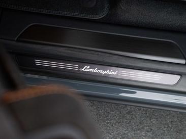 Lamborghini Urus S — photo 43