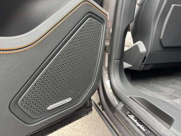 Lamborghini Urus S — photo 11