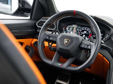 Lamborghini Urus S — photo 49