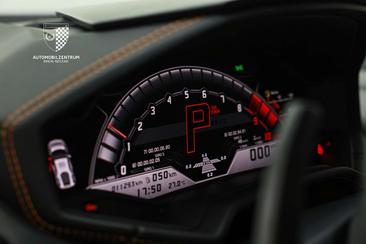 Lamborghini Huracán EVO — photo 21