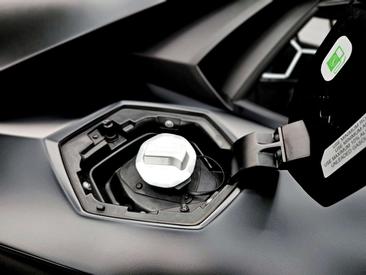 Lamborghini Aventador LP 700-4 — photo 11