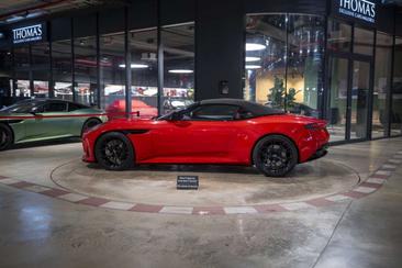 Aston Martin DB12 V8 — photo 3