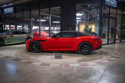 Aston Martin DB12 V8