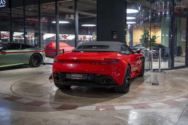 Aston Martin DB12 V8 — photo 6