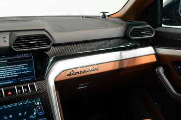 Lamborghini Urus S — photo 26