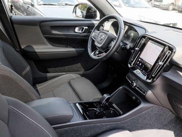 Volvo C40 Coupé SUV — photo 3