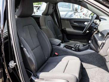 Volvo C40 Coupé SUV — photo 6