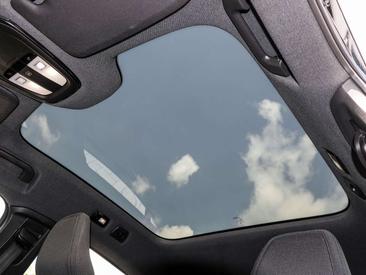 Volvo C40 Coupé SUV — photo 11
