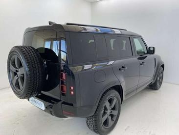 Land Rover Defender 90 D250 MHEV — photo 8