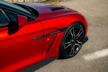 Aston Martin Vanquish Zagato V12 — photo 18