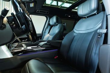Land Rover Range Rover D350 — photo 12