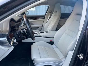 Porsche Panamera 4S E-Hybrid — photo 9