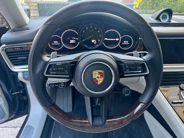 Porsche Panamera 4S E-Hybrid — photo 19