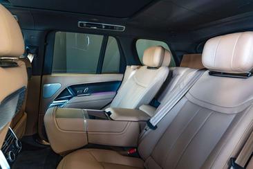 Land Rover Range Rover D350 — photo 10