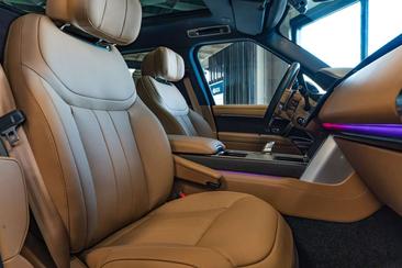 Land Rover Range Rover D350 — photo 12