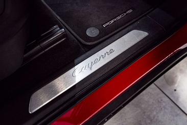 Porsche Cayenne III E-Hybrid — photo 24