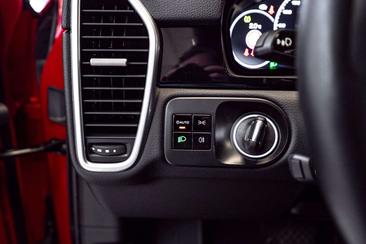 Porsche Cayenne III E-Hybrid — photo 35