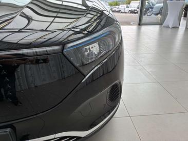 Mercedes EQA 250 — photo 7