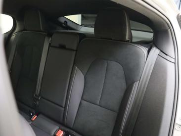 Volvo C40 Coupé SUV — photo 6