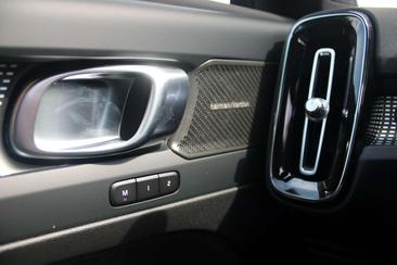 Volvo EX40 Single Motor Extended Range — photo 15