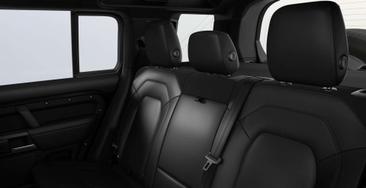 Land Rover Defender 90 D200 MHEV — photo 7
