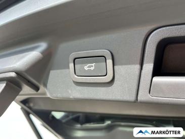 Land Rover Range Rover Velar D300 — photo 7