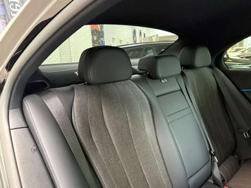 Mercedes Classe E Berline 220 D — photo 21