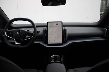 Volvo EX30 — photo 3