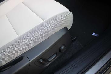 Volvo EX40 Single Motor Extended Range — photo 10