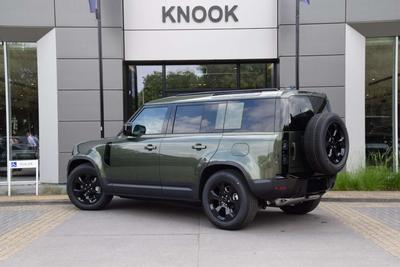 Land Rover Defender 130 D300 MHEV