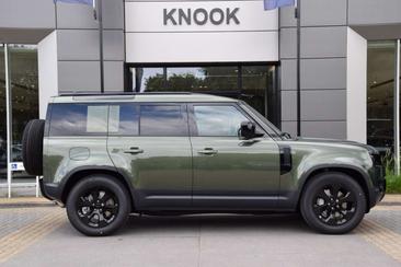 Land Rover Defender 130 D300 MHEV — photo 8