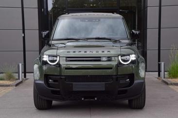 Land Rover Defender 130 D300 MHEV — photo 13