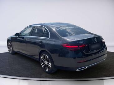 Mercedes Classe C Berline 300 E — photo 3