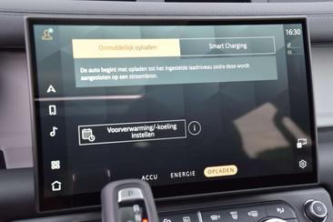 Land Rover Defender 130 D300 MHEV — photo 36