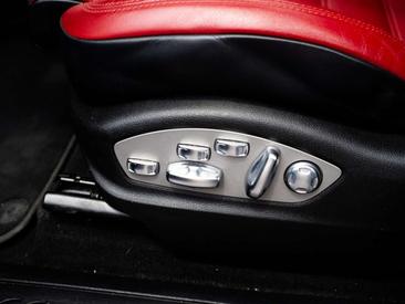 Porsche Macan — photo 11