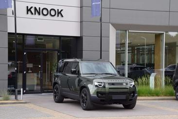 Land Rover Defender 130 D300 MHEV — photo 42